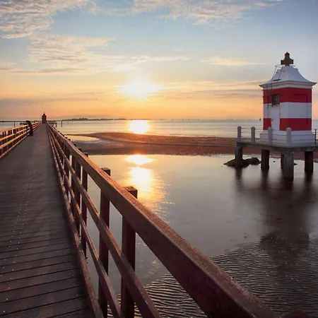 Lovely And Elegant Near The In Lignano Apartment